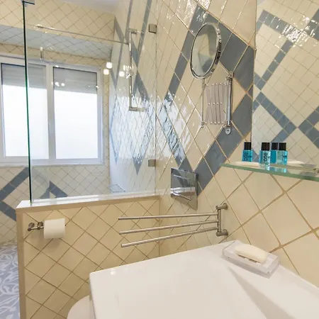 Spacious 4bdr River View Apartamento Lisboa