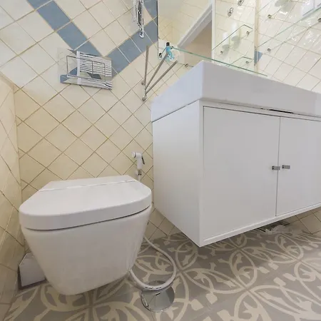 Spacious 4bdr River View Apartamento Lisboa