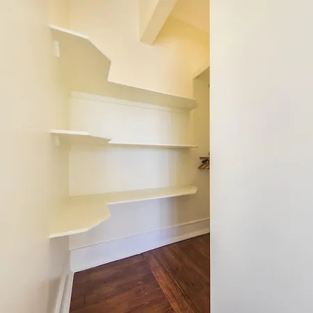 Апартаменты Spacious 4bdr River View